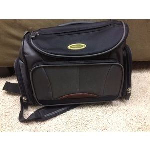 eddie bauer travel toiletry bag